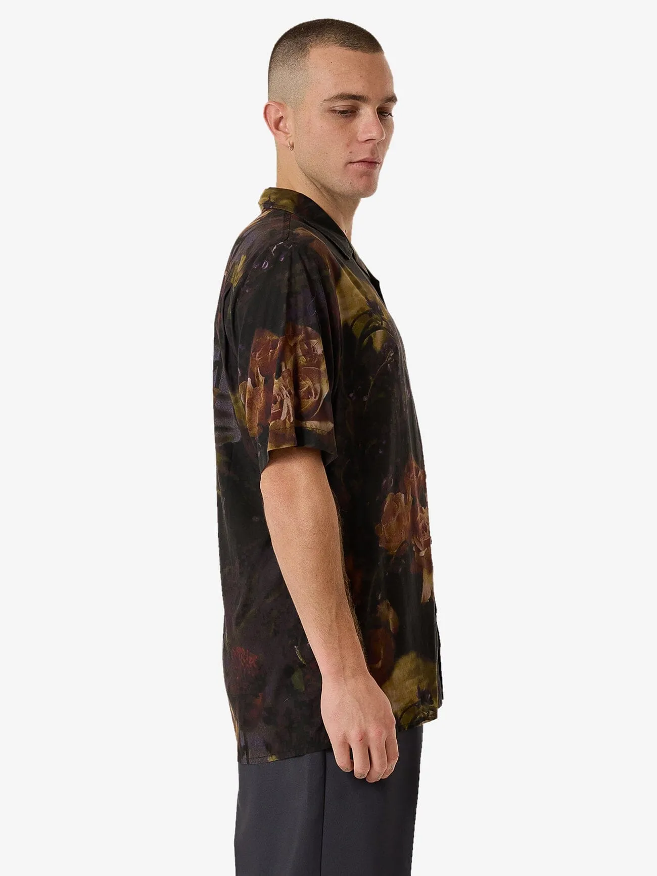 Beauty In Darkness Bowling Shirt - Mood Black