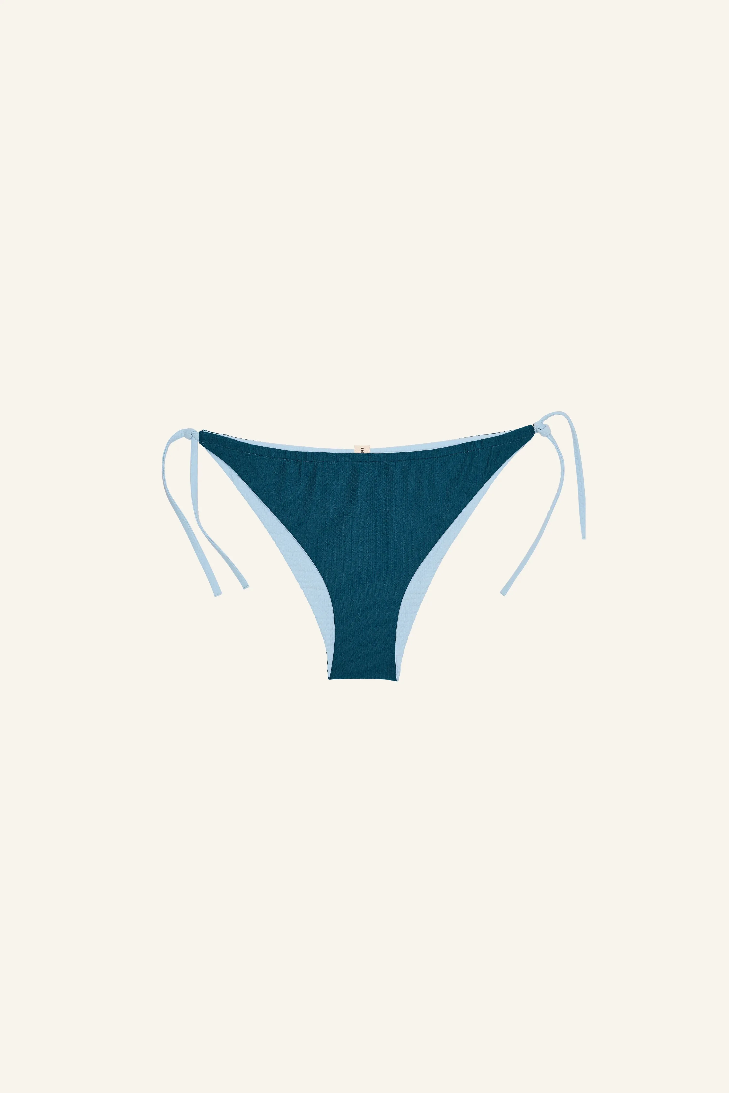Ruffled Pants '24