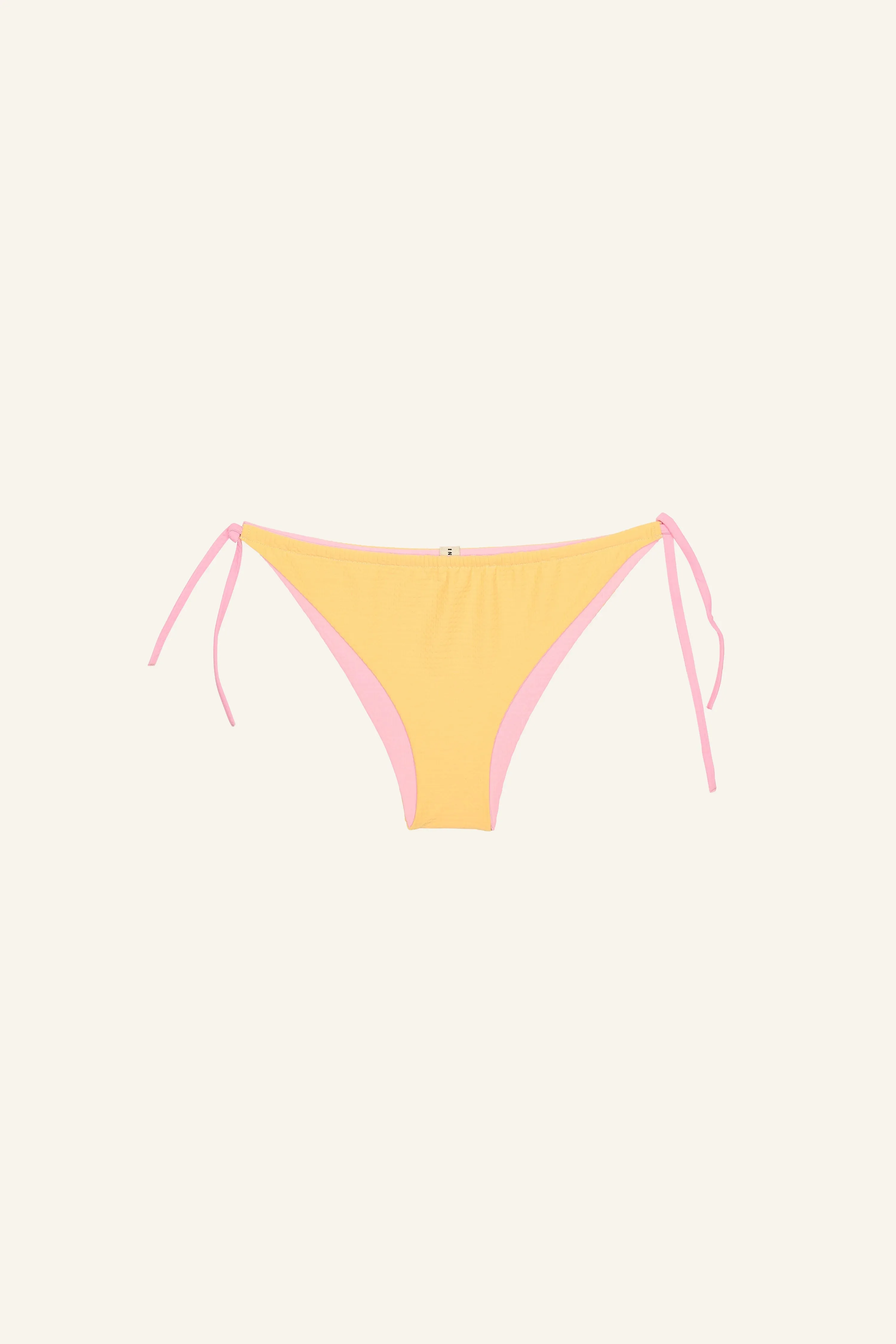 Ruffled Pants '24