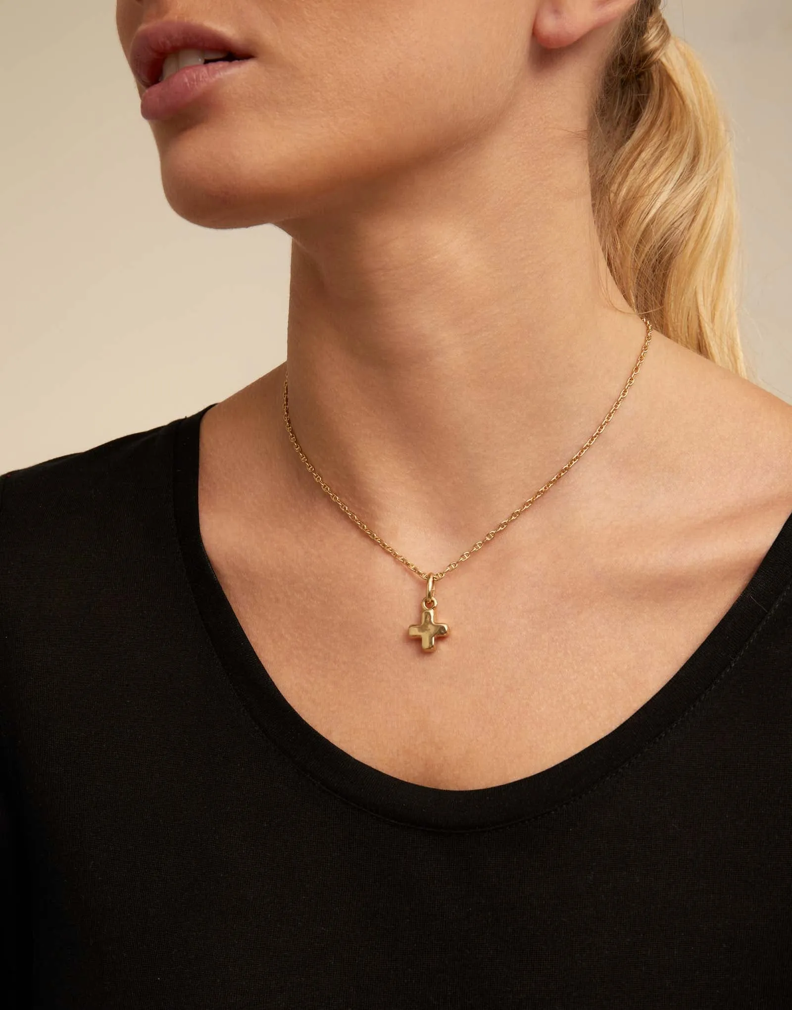 UNOde50 You Are Here Shine Charm - Gold
