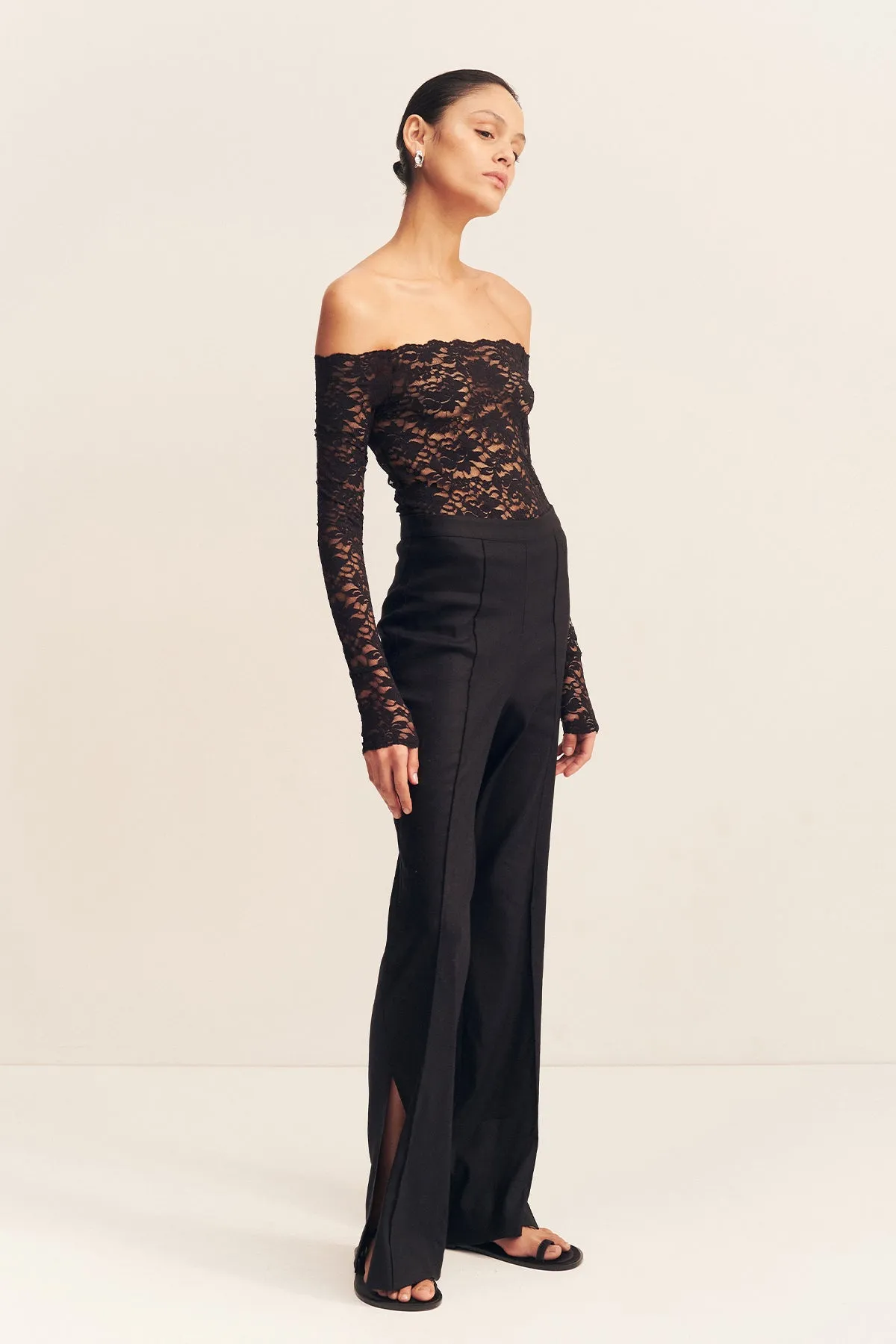 WALLIS LACE TOP - BLACK