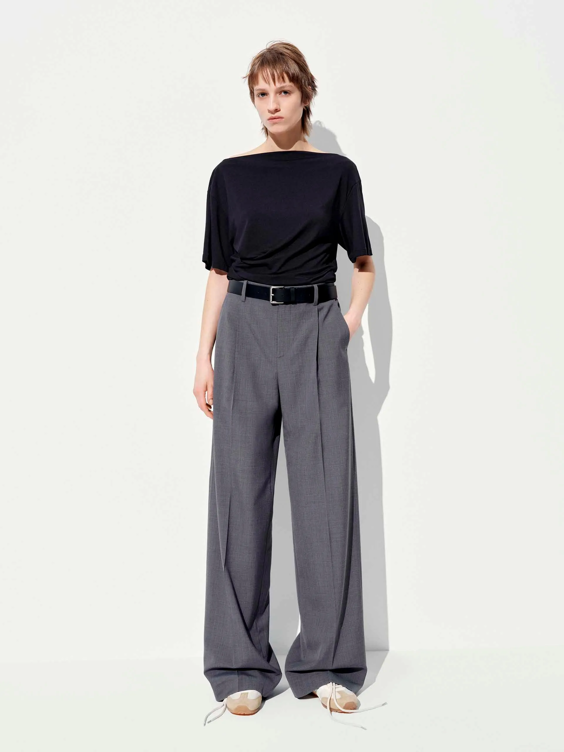 Wide-Leg Tailored Trousers