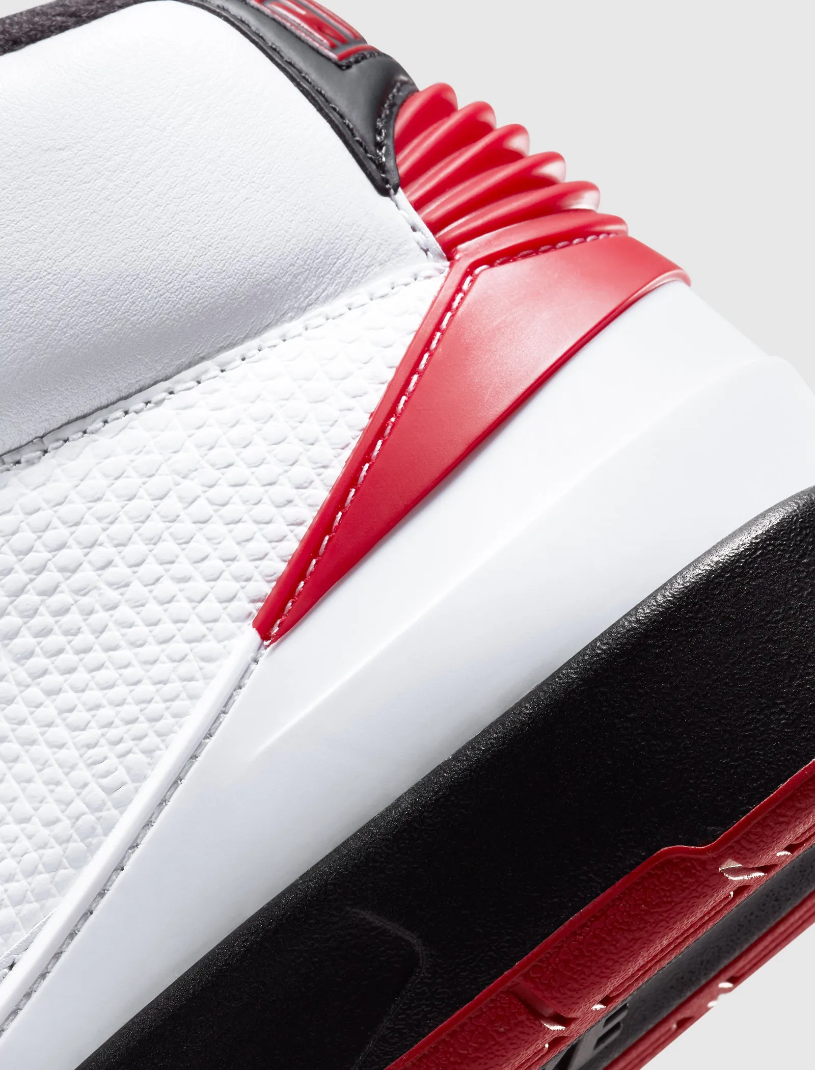WOMEN'S AIR JORDAN 2 RETRO CHICAGO