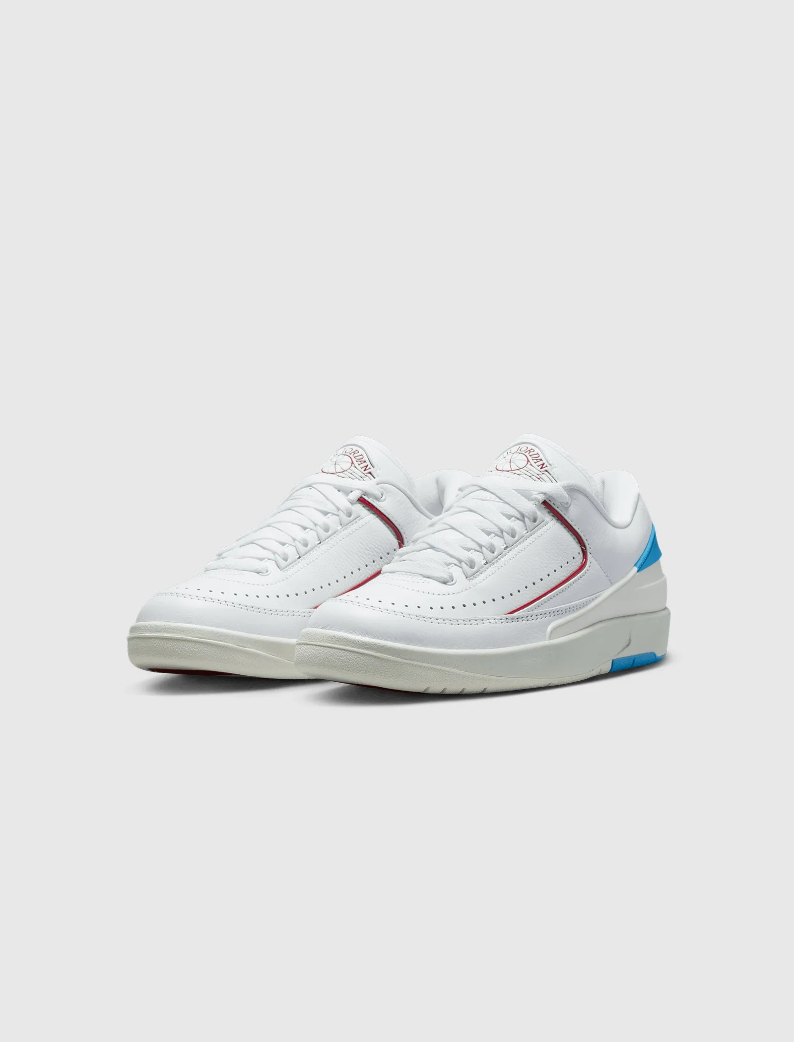 WOMEN'S AIR JORDAN 2 RETRO LOW UNC TO CHICAGO