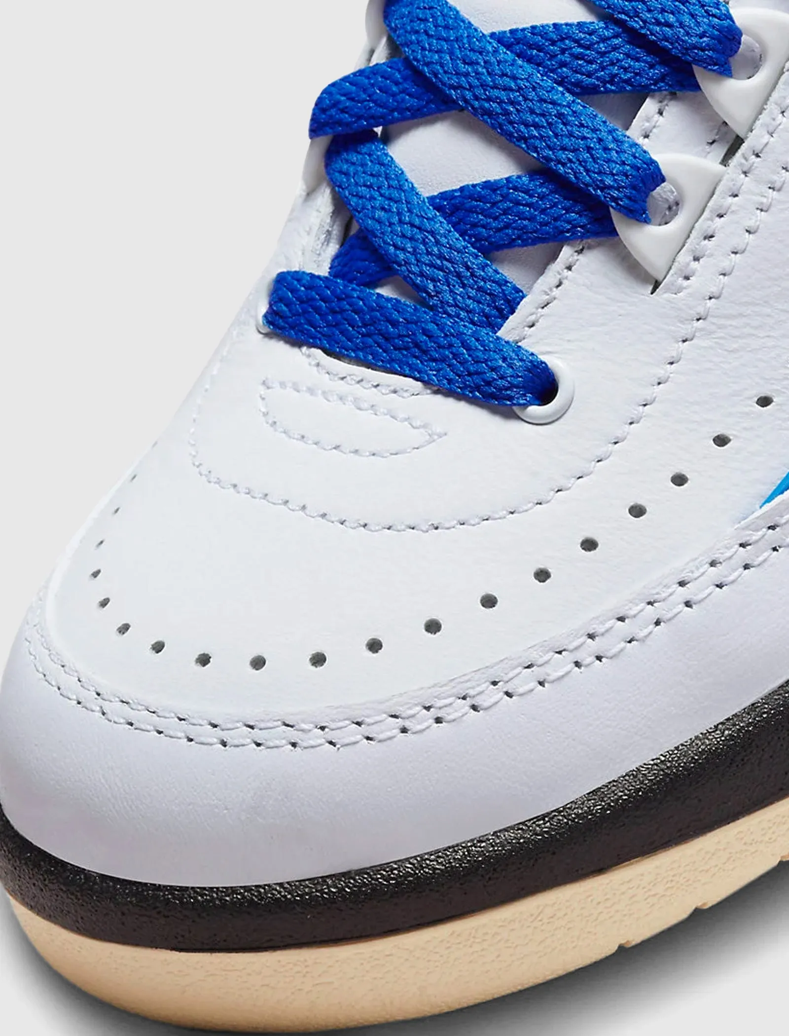 WOMEN'S AIR JORDAN 2 RETRO LOW VARSITY ROYAL