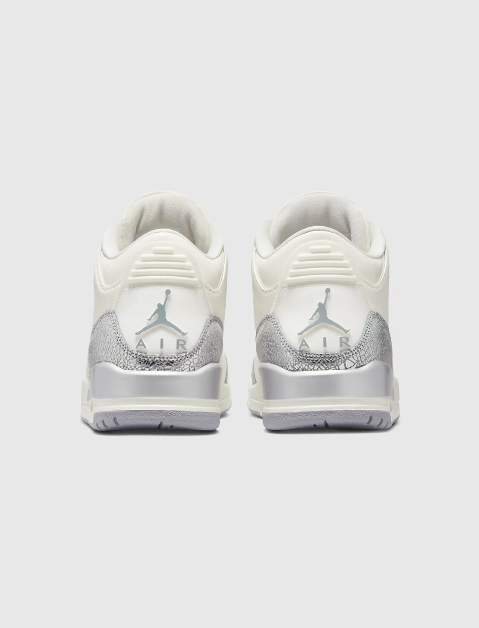 WOMEN'S AIR JORDAN 3 RETRO CEMENT GREY