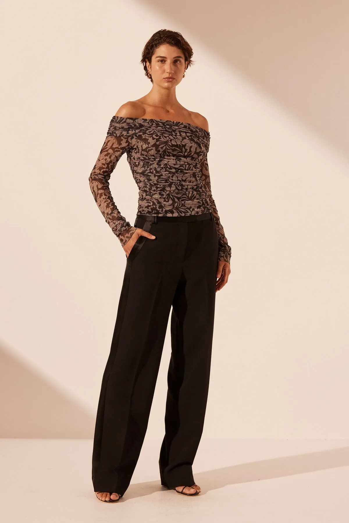 ZOE LONG SLEEVE OFF SHOULDER TOP