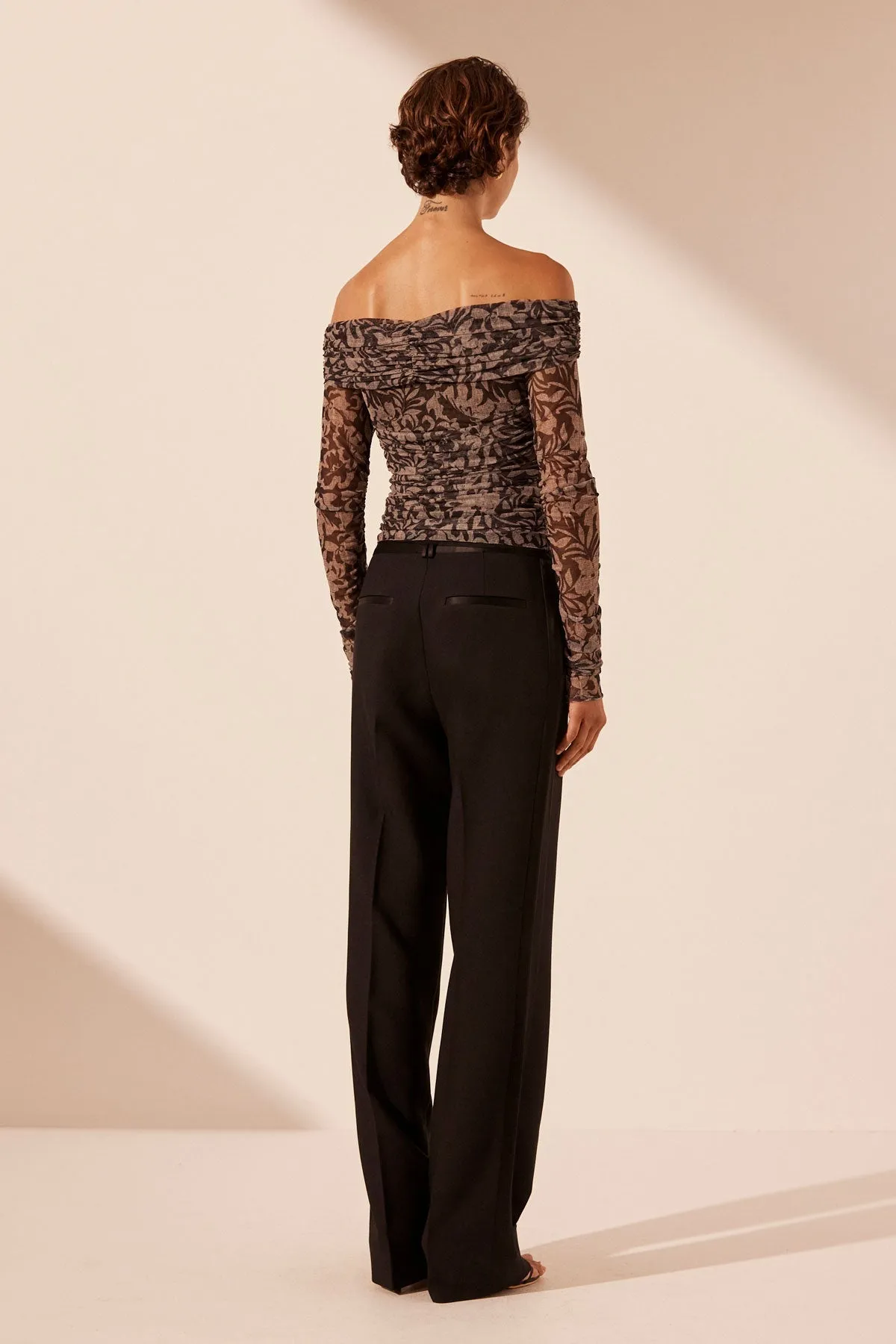 ZOE LONG SLEEVE OFF SHOULDER TOP