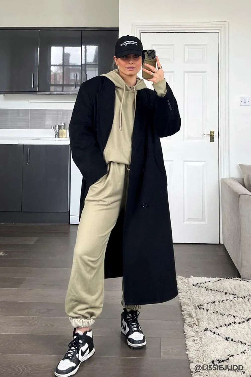 Zuri Boyfriend Hooded Sweatshirt